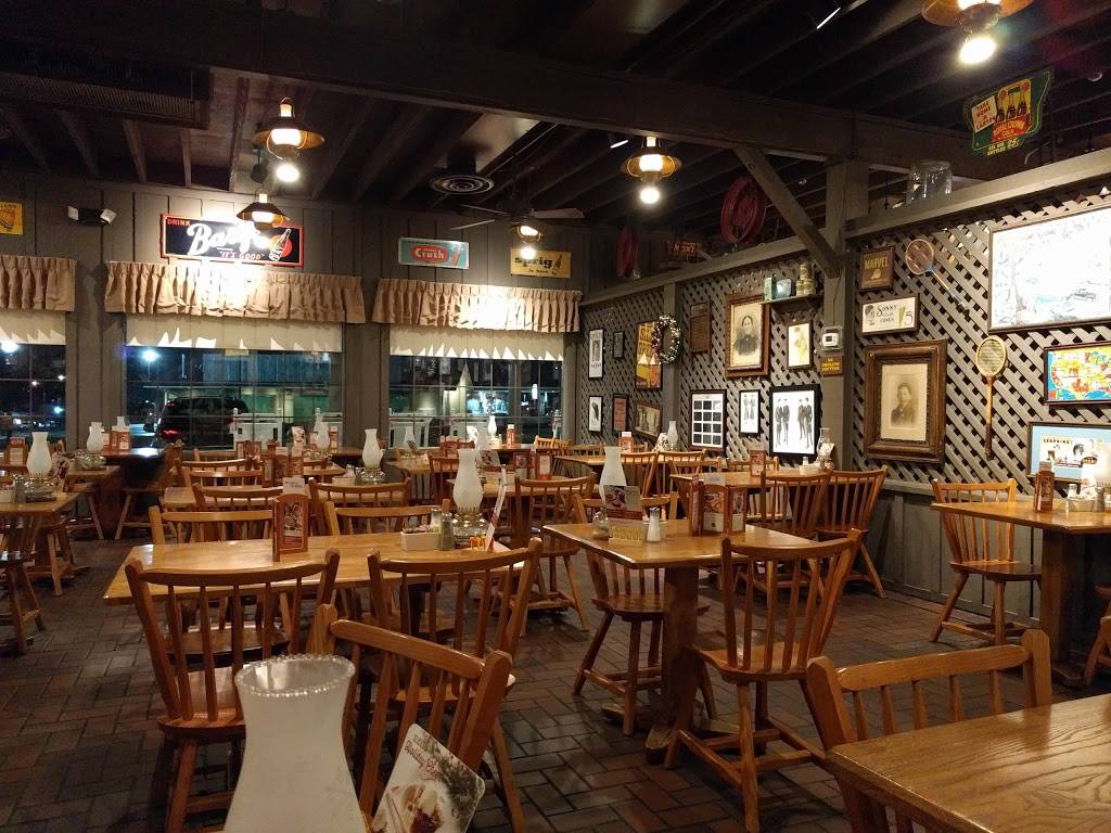 Cracker Barrel Old Country Store | restaurant | 1047 Executive Dr, Elizabethtown, KY 42701, USA | 2707655525 OR +1 270-765-5525