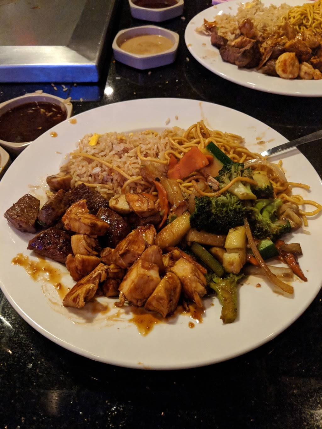 Tokyo Japanese Steakhouse | restaurant | 300 Andover St, Peabody, MA 01960, USA | 9785328788 OR +1 978-532-8788