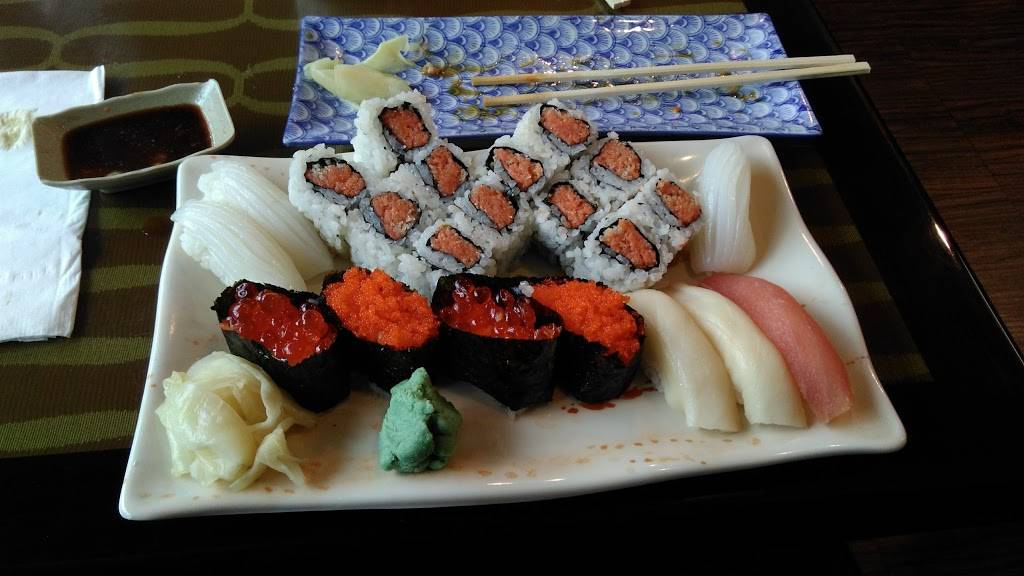 Sushi 33 | restaurant | 63-56 Booth St, Rego Park, NY 11374, USA | 7188963033 OR +1 718-896-3033