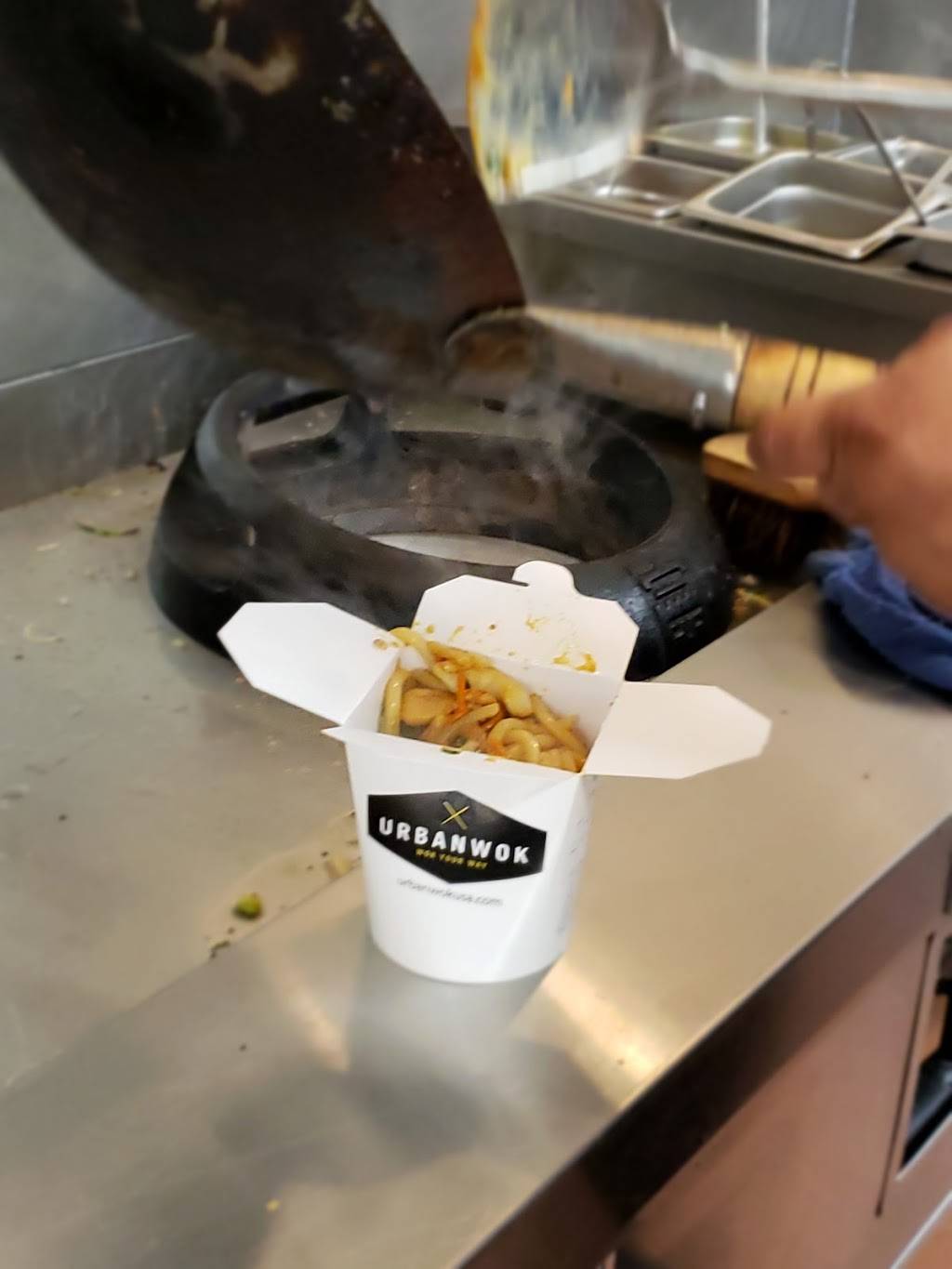 Urban Wok | restaurant | 209 4th St E, St Paul, MN 55101, USA | 6514934717 OR +1 651-493-4717