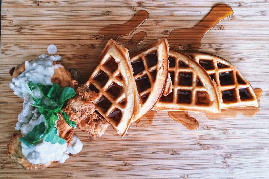 Saltlick Smokehouse | restaurant | 282 James St N, Hamilton, ON L8R 2L3, Canada | 2893896328 OR +1 289-389-6328