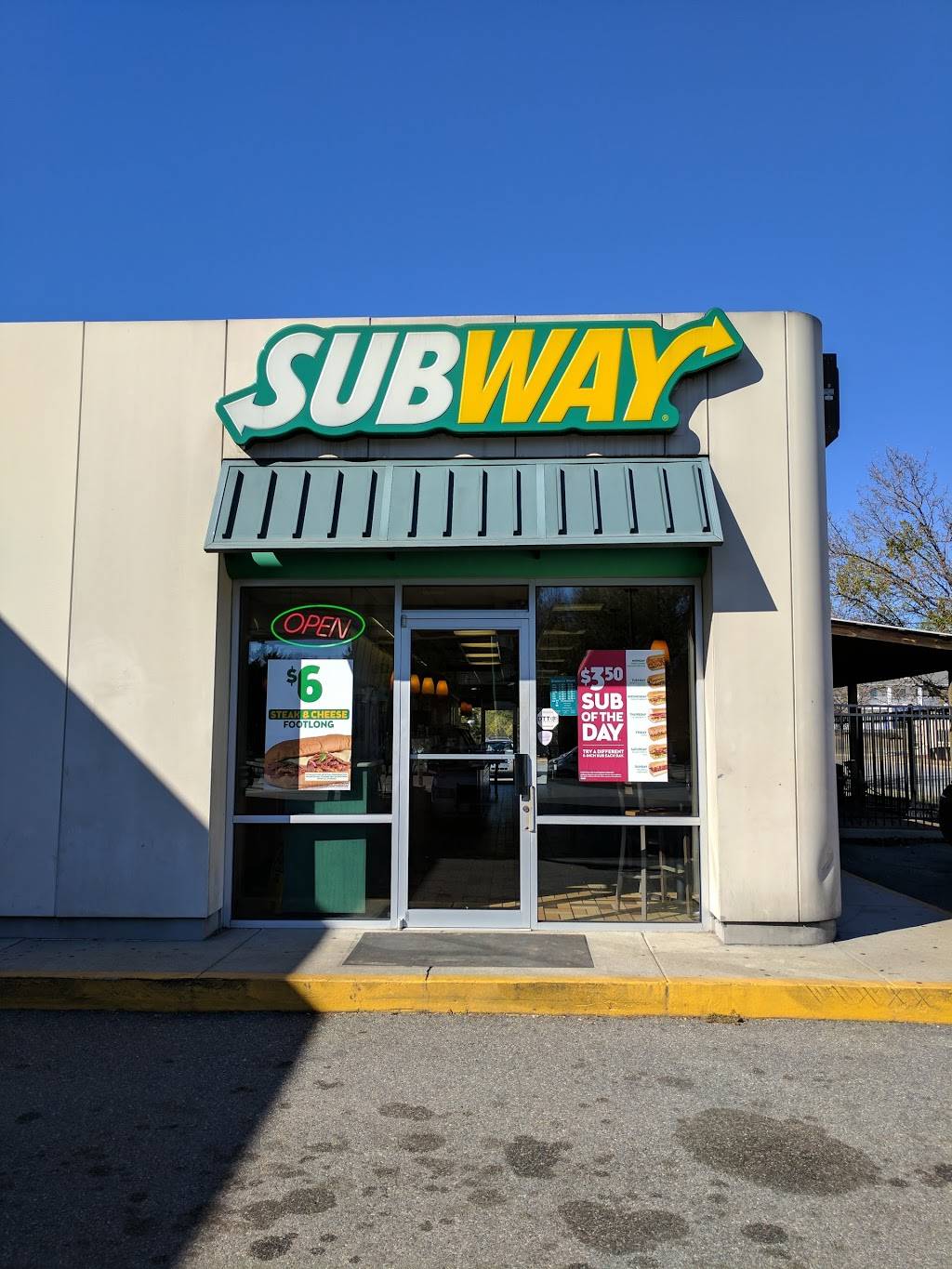 Subway Restaurants | restaurant | 2165 US-441, Dublin, GA 31021, USA | 4782750052 OR +1 478-275-0052