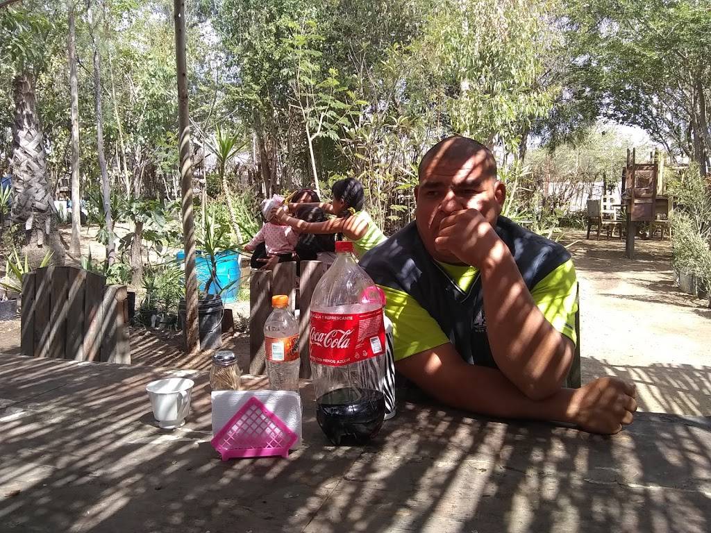 Barbacoa Alegria | restaurant | Gladiolas 4197, Ejido Ojo de Agua, Tijuana, B.C., Mexico | 0446645108470 OR +52 1 664 510 8470