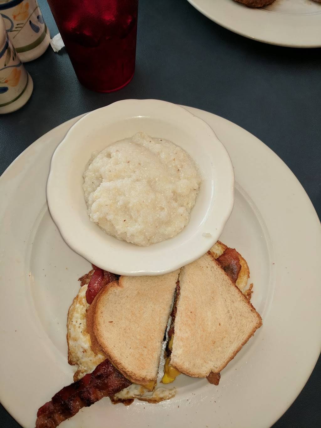 Kountry Kitchen | restaurant | 1008 W Dixie Ave, Leesburg, FL 34748, USA | 3523230852 OR +1 352-323-0852