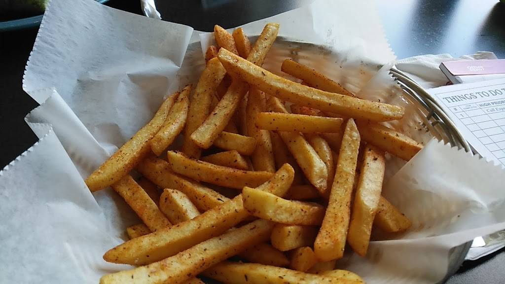 Broken Spoke Saloon | restaurant | 1406 Brick Church Pike, Nashville, TN 37207, USA | 6159882902 OR +1 615-988-2902