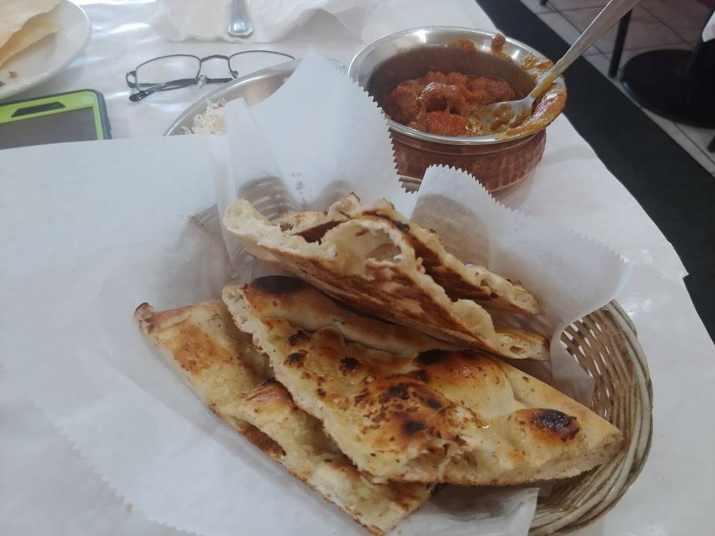 Himshikar Restaurant | restaurant | 6031 N Cicero Ave, Chicago, IL 60646, USA | 7734812003 OR +1 773-481-2003