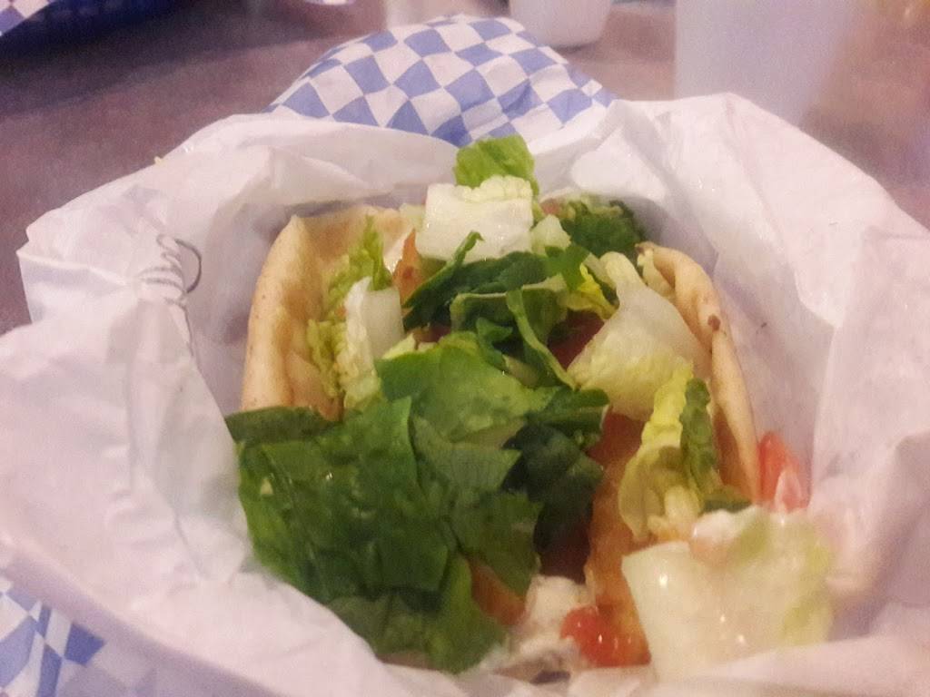 Burros & Fries Clairemont | restaurant | 4705 Clairemont Dr, San Diego, CA 92117, USA | 8584901095 OR +1 858-490-1095