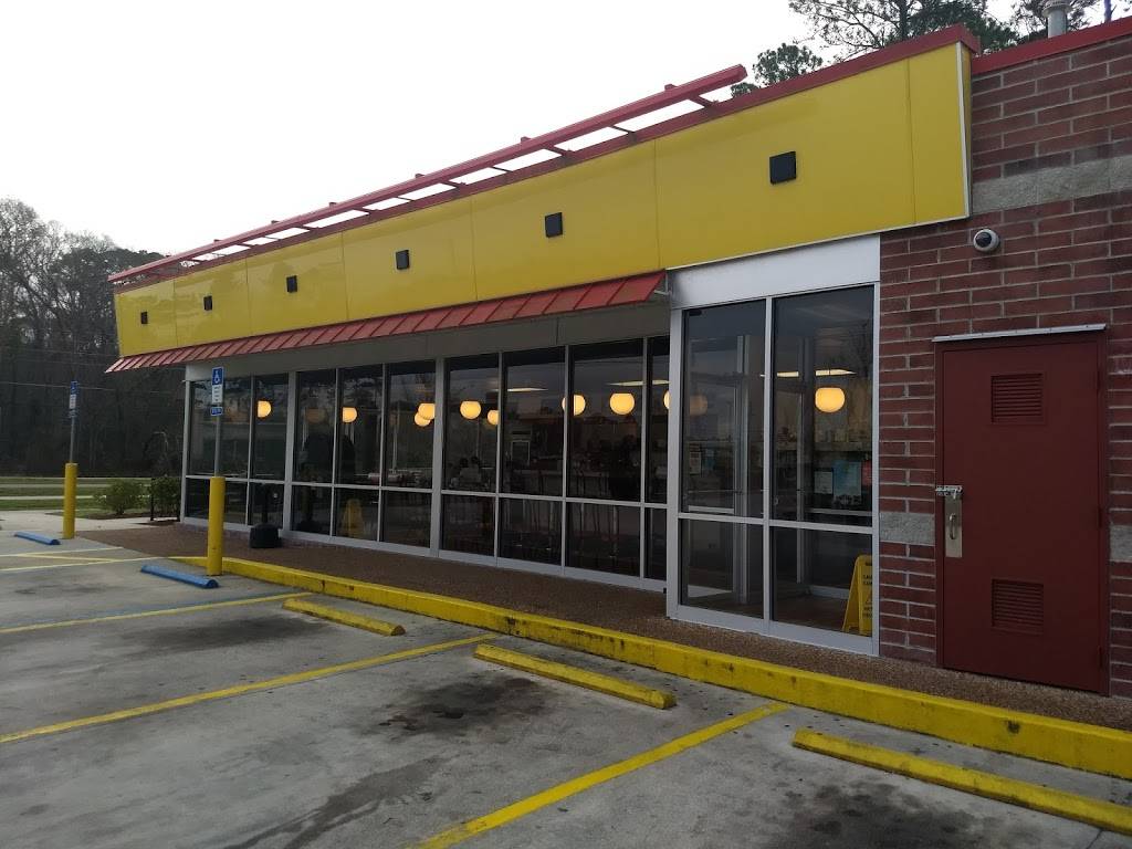 Waffle House | meal takeaway | 11844 Lem Turner Rd, Jacksonville, FL 32218, USA | 9047688942 OR +1 904-768-8942