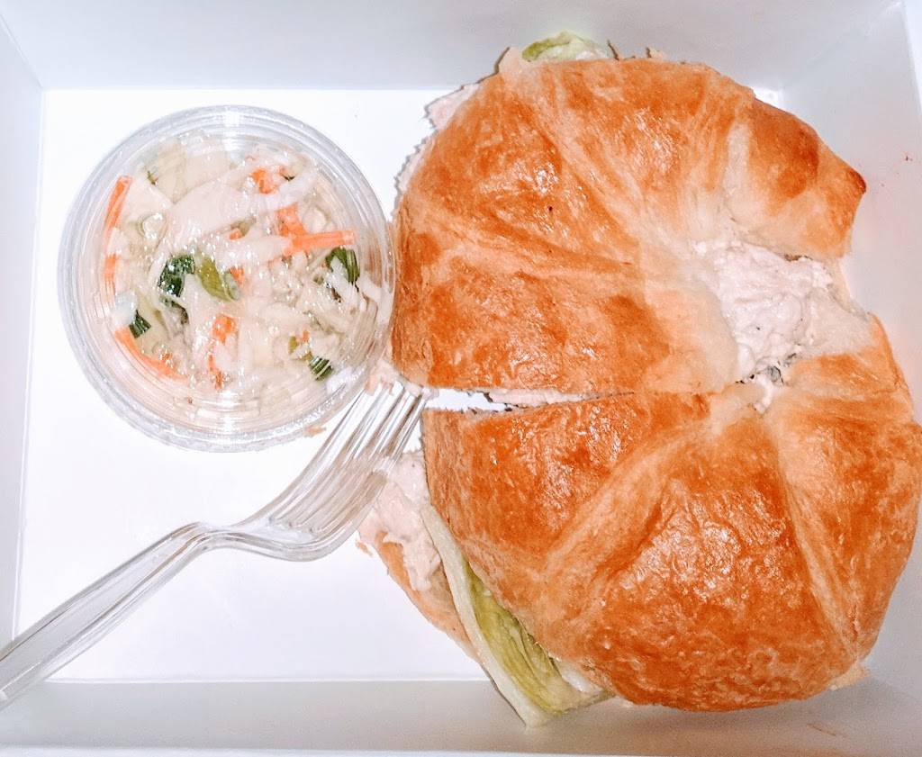 The Bistro – Eat. Drink. Connect.® | restaurant | 4641 Kenmore Ave, Alexandria, VA 22304, USA | 7037514510 OR +1 703-751-4510