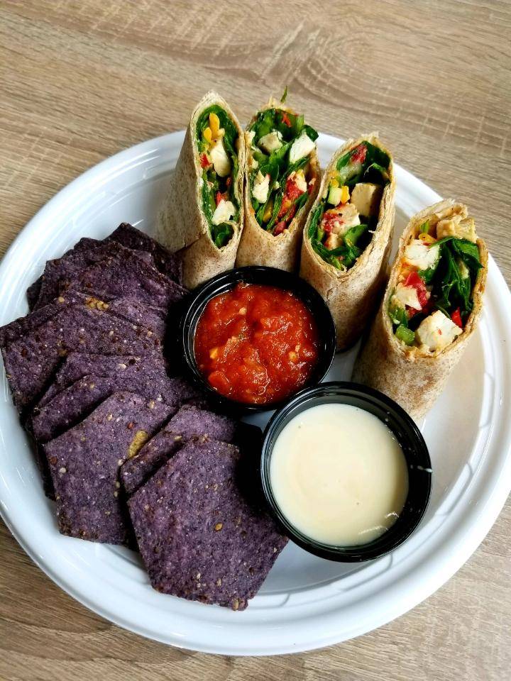 Twisted Kitchen Marietta | restaurant | 125 East Ernest W Barrett Pkwy NW # 111, Marietta, GA 30066, USA | 7706753721 OR +1 770-675-3721