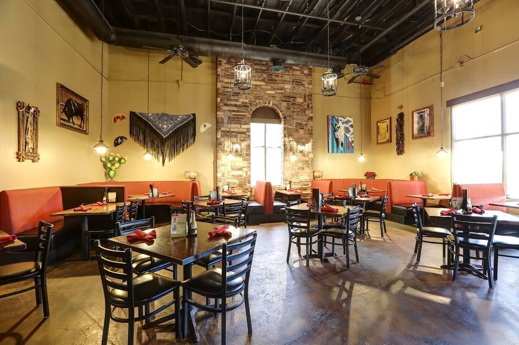 La Ristra | restaurant | 638 E Warner Rd, Gilbert, AZ 85296, USA | 4805452880 OR +1 480-545-2880