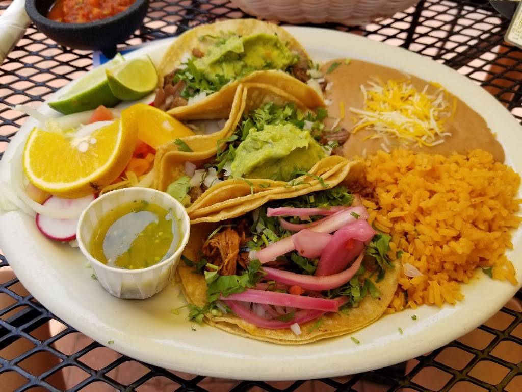 Fiesta Cancun Mexican Restaurant & Cantina | restaurant | 159 E Wisconsin Ave, Oconomowoc, WI 53066, USA | 2625699740 OR +1 262-569-9740