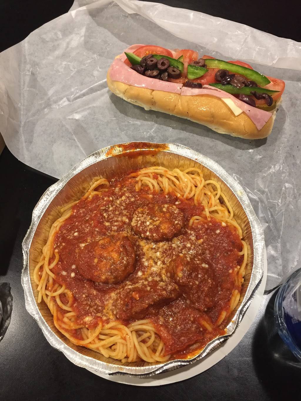 Amatos | restaurant | 3 Main St, Gorham, ME 04038, USA | 2078392511 OR +1 207-839-2511