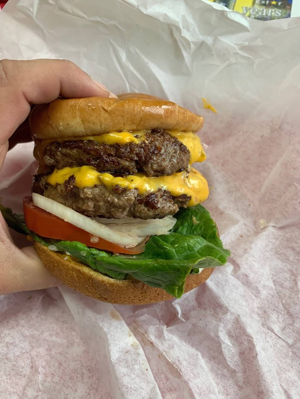 88 Giant Burgers To Go | restaurant | 19845 CA-88, Pine Grove, CA 95665, USA | 2092967277 OR +1 209-296-7277