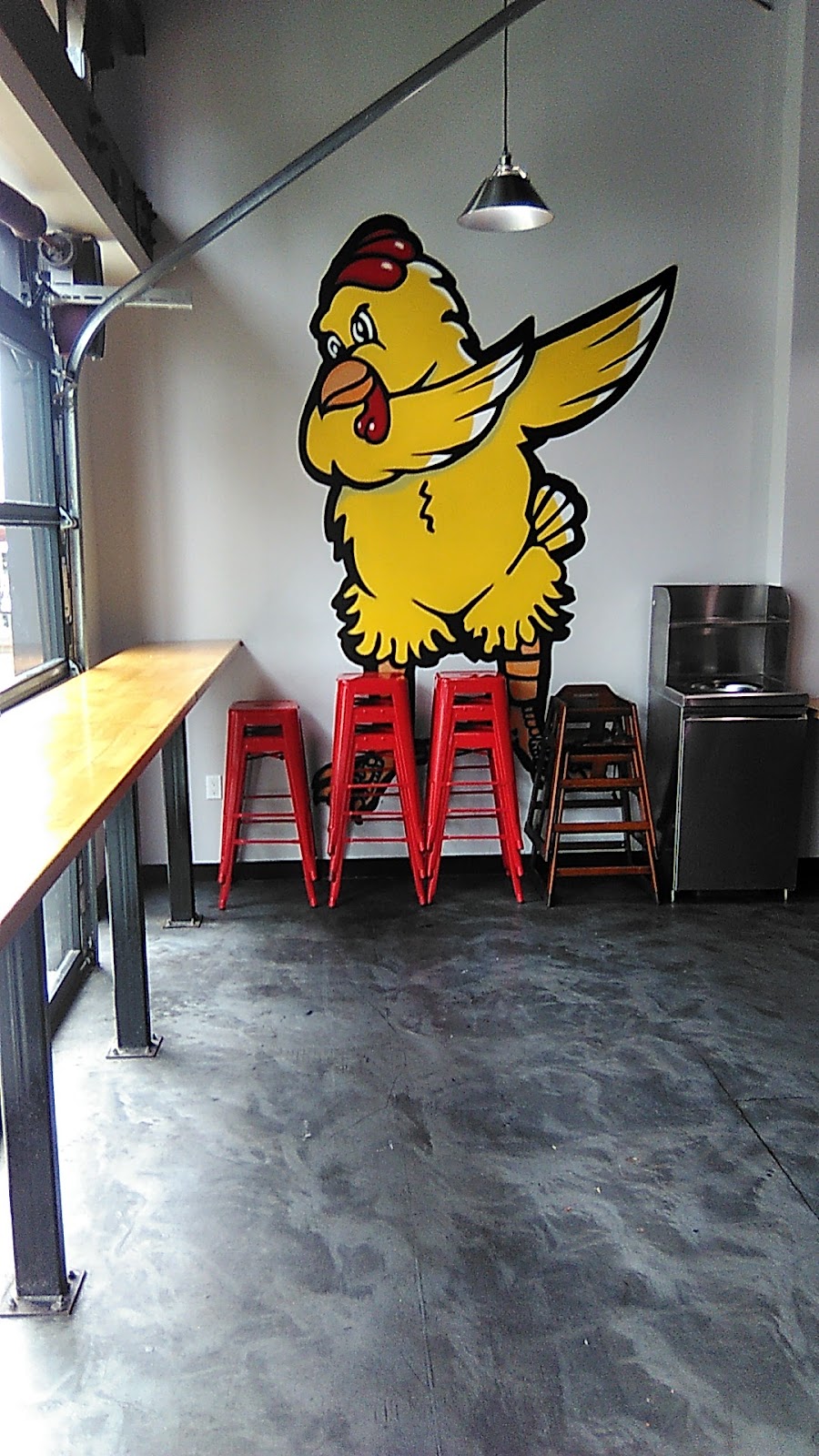 Angry Chickz - Oceanside, CA | restaurant | 612 Mission Ave, Oceanside, CA 92054, USA | 4422662167 OR +1 442-266-2167