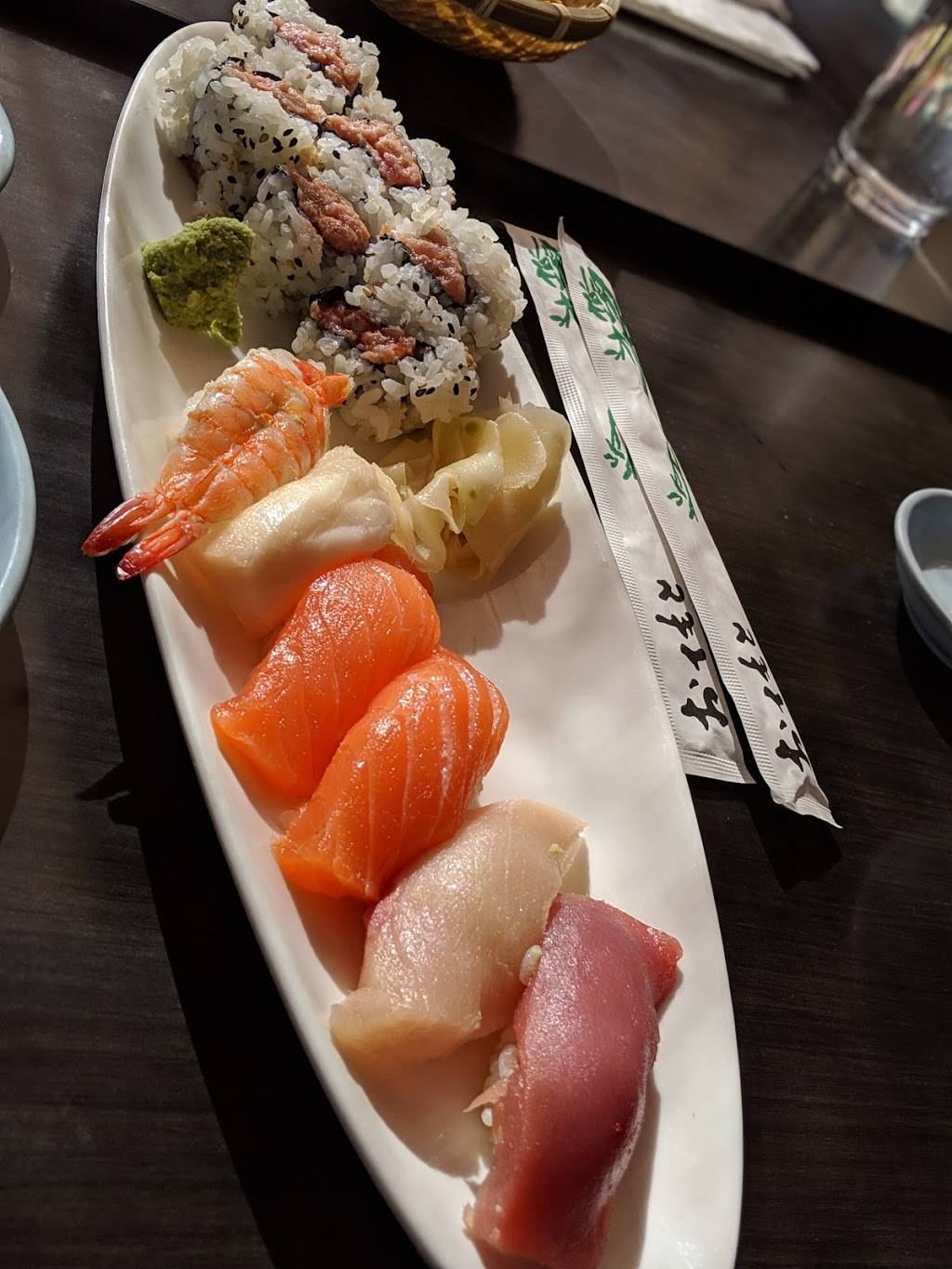 Sushi Man | restaurant | 387 Boylston St, Newton, MA 02459, USA | 6179697878 OR +1 617-969-7878