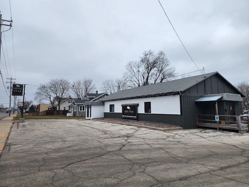 Lone Star Sports Bar and Grill | restaurant | 1911 University Ave, Green Bay, WI 54302, USA | 9207704054 OR +1 920-770-4054