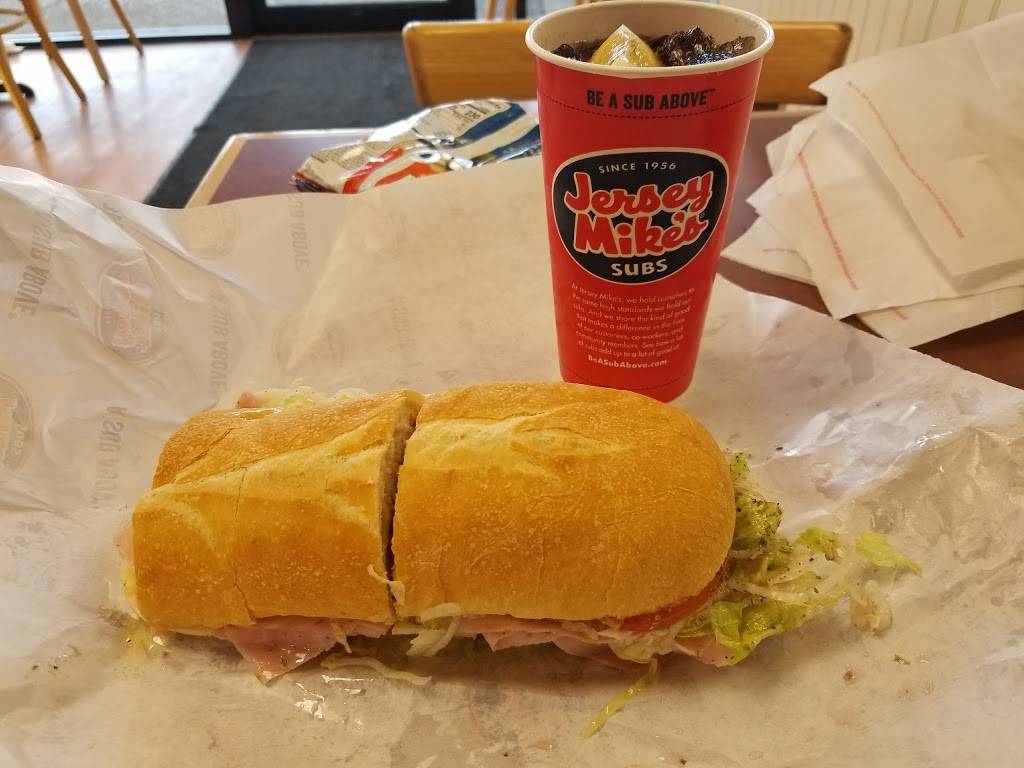 Jersey Mikes Subs | meal takeaway | 10266 Shelbyville Rd, Louisville, KY 40223, USA | 5022441991 OR +1 502-244-1991