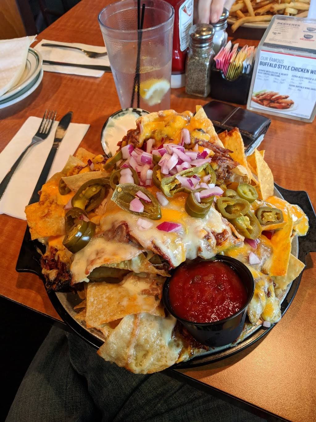 Archie Moores Bar & Restaurant | restaurant | 15 Factory Ln, Milford, CT 06460, USA | 2038765088 OR +1 203-876-5088