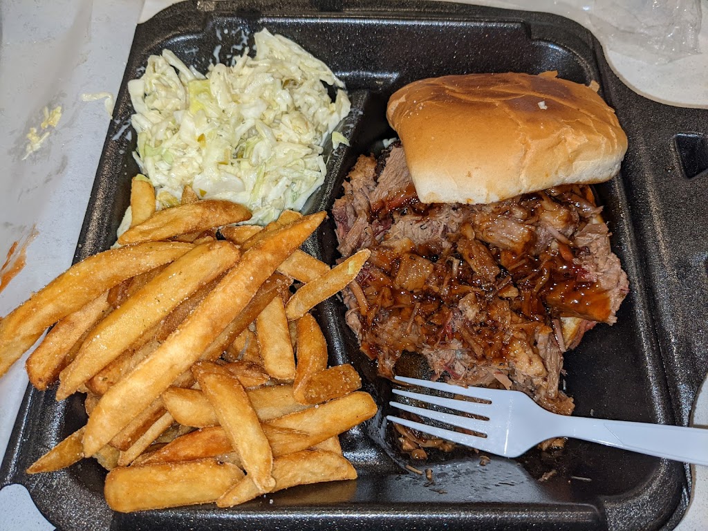 Earnest Bs BBQ & Catering | restaurant | 6065 Sports Village Rd ste 800, Frisco, TX 75033, United States | 2143089147 OR +1 214-308-9147