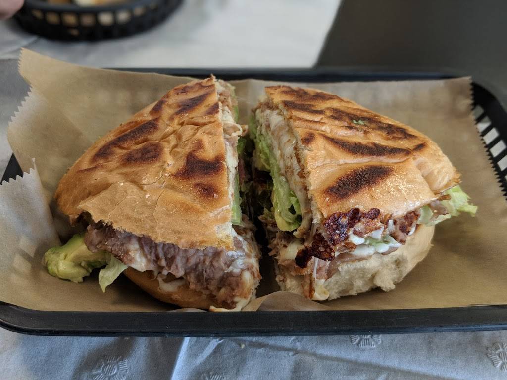 Oaxaca Mexican Food | restaurant | 1985 E Wattles Rd, Troy, MI 48085, USA | 2485280462 OR +1 248-528-0462