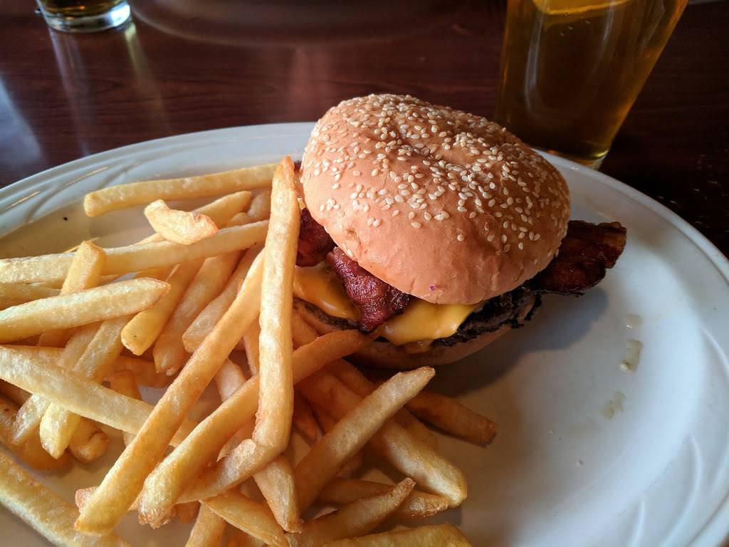 Antonis Restaurant Diner | restaurant | 10765 SW Canyon Rd, Beaverton, OR 97005, USA | 5036018522 OR +1 503-601-8522