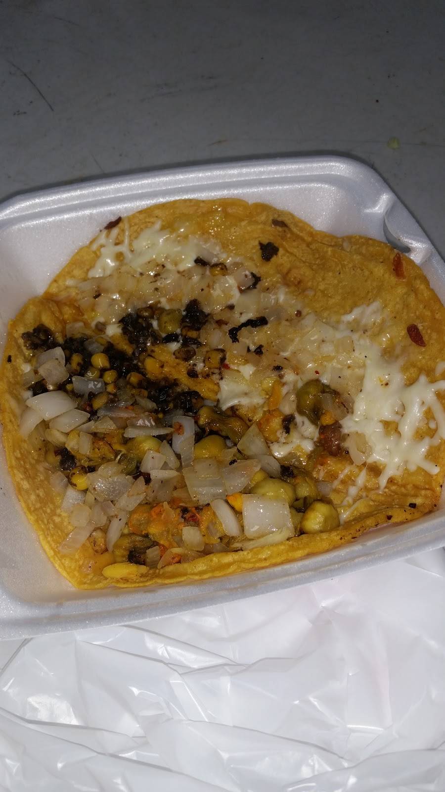 Huaraches & Quesadillas Chayito | restaurant | 8959 Lankershim Blvd, Sun Valley, CA 91352, USA | 8184555770 OR +1 818-455-5770