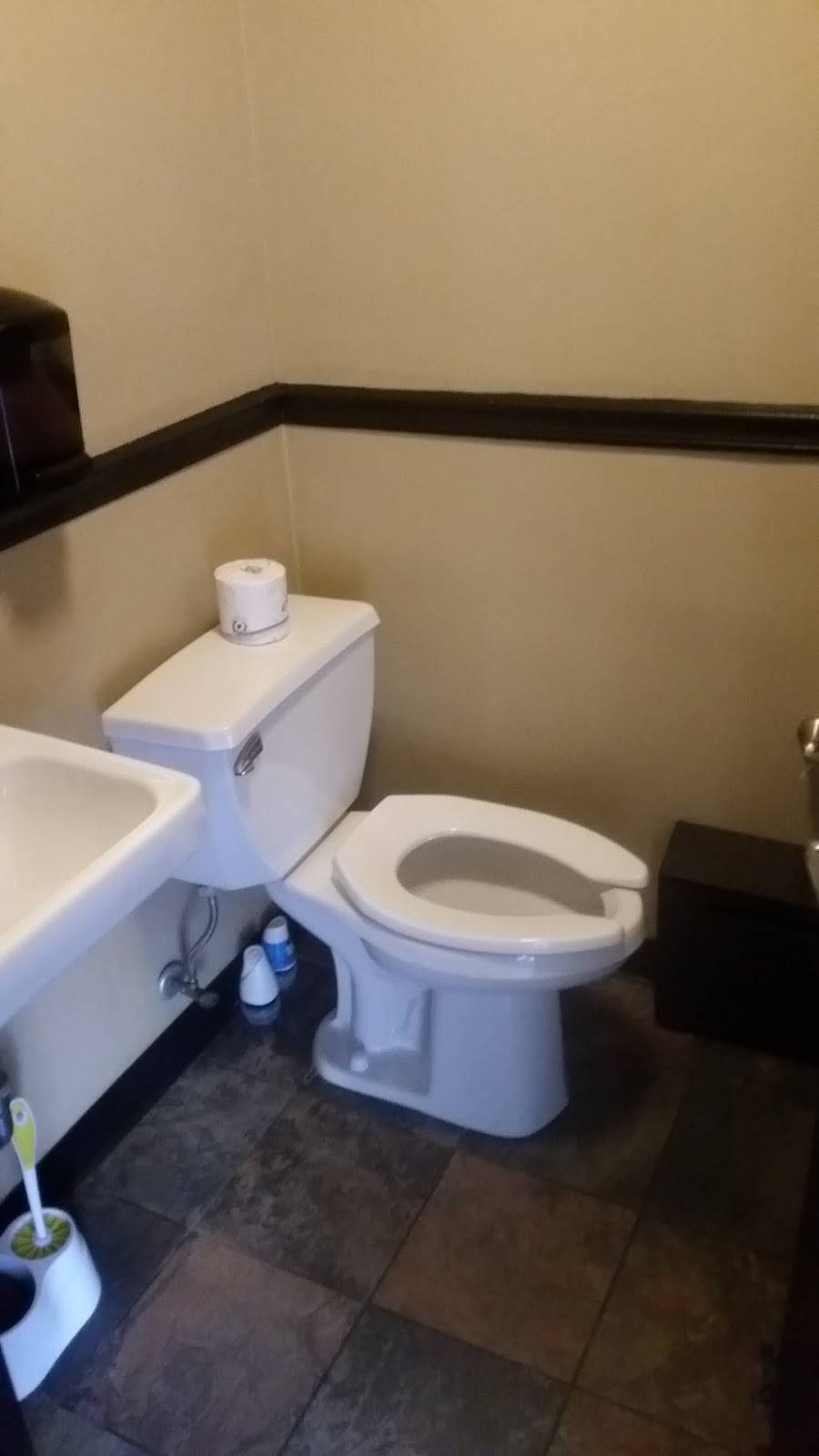 Lansdale Tavern | restaurant | 839 W Main St, Lansdale, PA 19446, USA | 2153620460 OR +1 215-362-0460