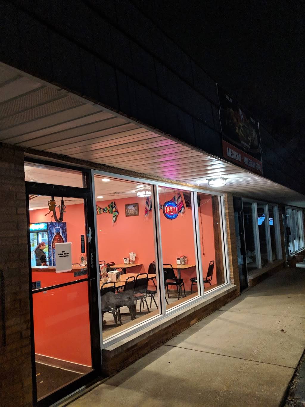 Pueblo Viejo Mexican Restaurant | restaurant | 712 E Northwest Hwy, Mt Prospect, IL 60056, USA | 2248578131 OR +1 224-857-8131