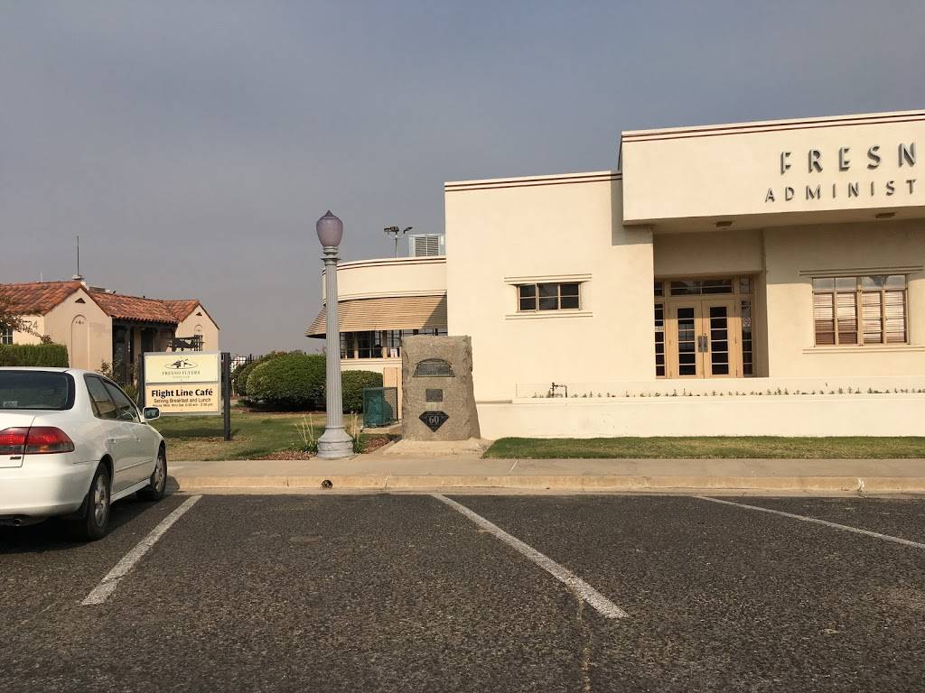 Flight Line Café | restaurant | 524 Airport Rd, Fresno, CA 93706, USA | 5593554186 OR +1 559-355-4186