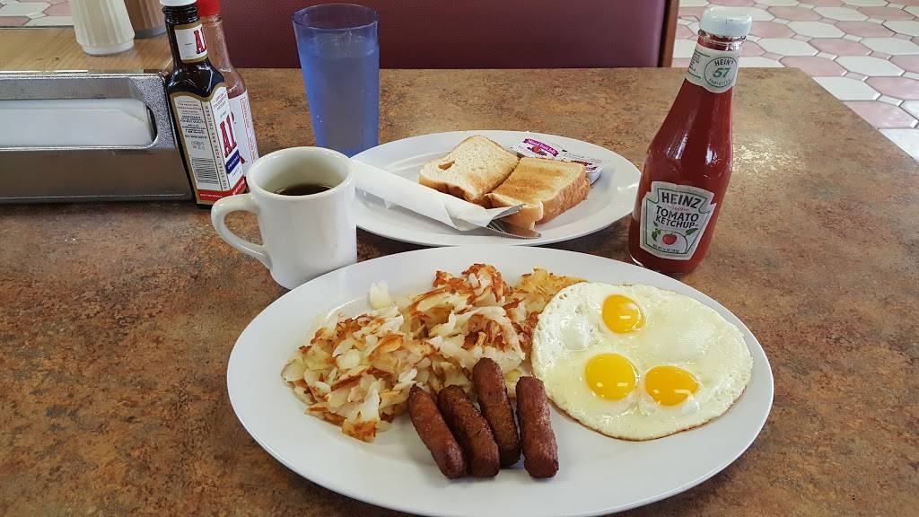 Classic Burgers | restaurant | 15712 Tustin Village Way, Tustin, CA 92780, USA | 7146673884 OR +1 714-667-3884