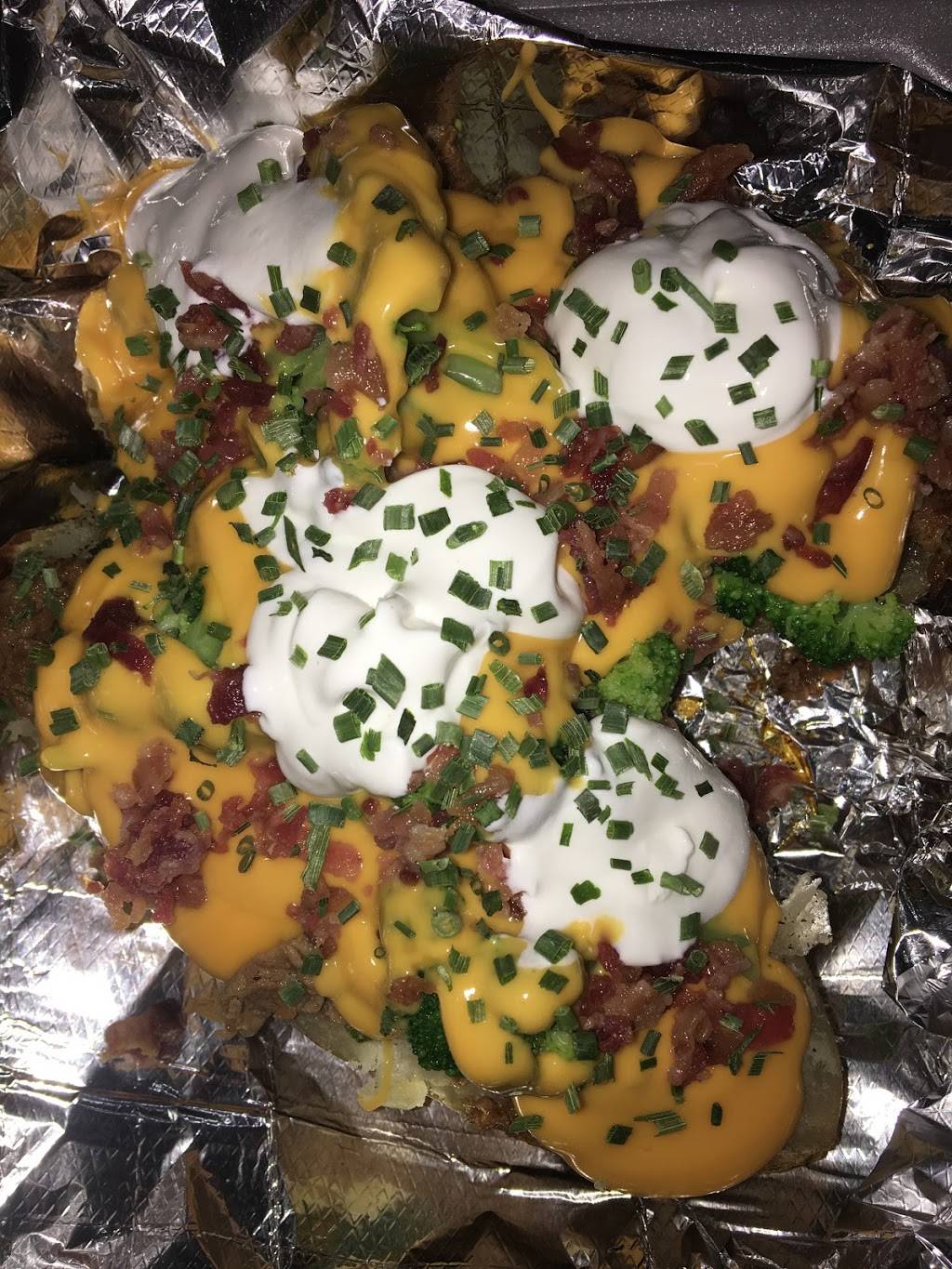 A Taste Of Grace Soulfood Kitchen | restaurant | 1908 Emerson Ave, Cincinnati, OH 45239, USA | 5132075879 OR +1 513-207-5879