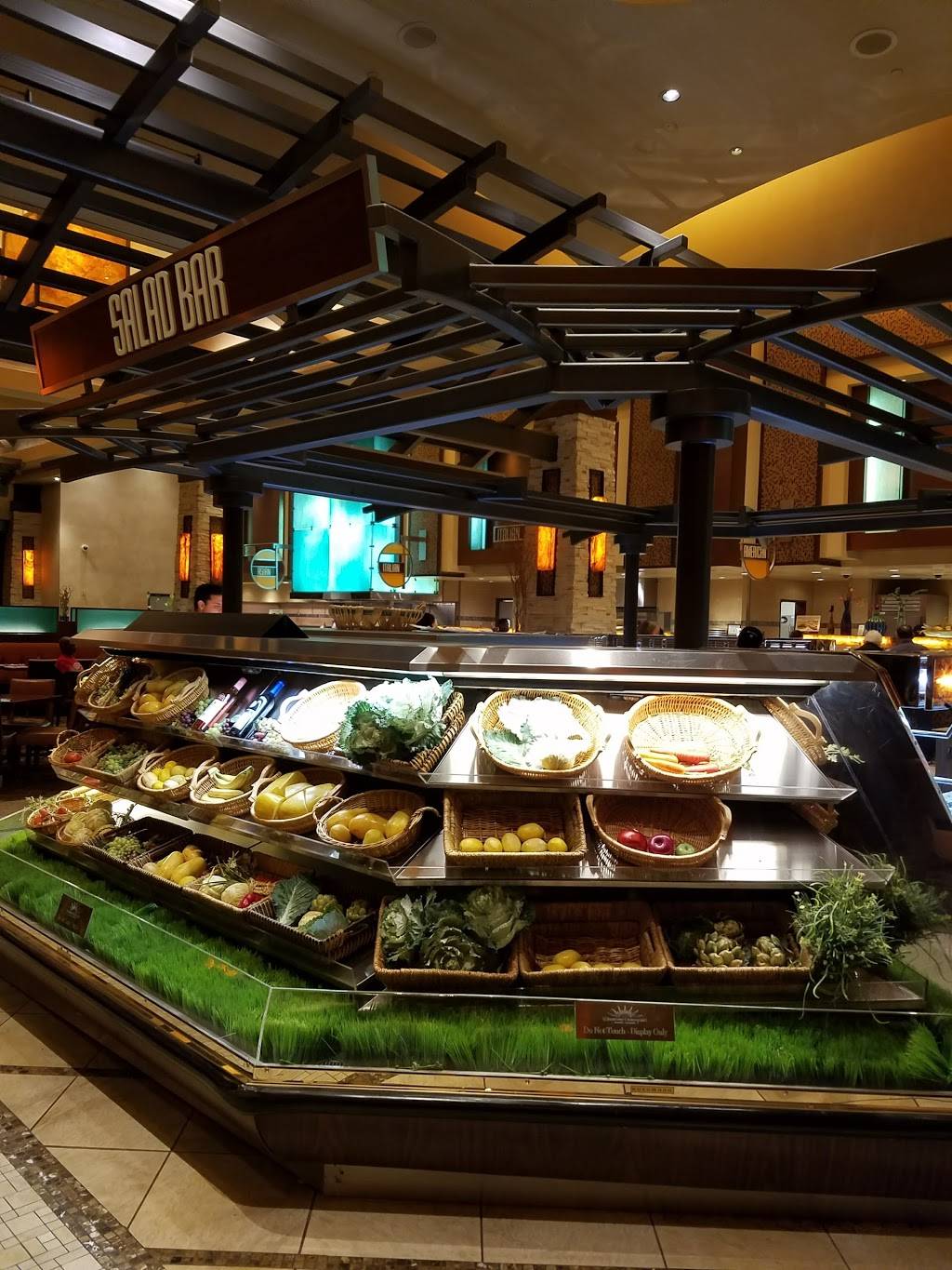 Feast Buffet | restaurant | 1301 W Sunset Rd, Henderson, NV 89014, USA | 7025477825 OR +1 702-547-7825