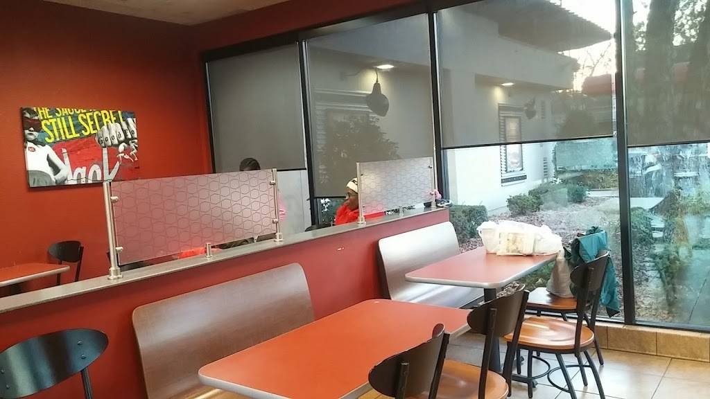 Jack in the Box | restaurant | 5615 Charlotte Pike, Nashville, TN 37209, USA | 6153539032 OR +1 615-353-9032