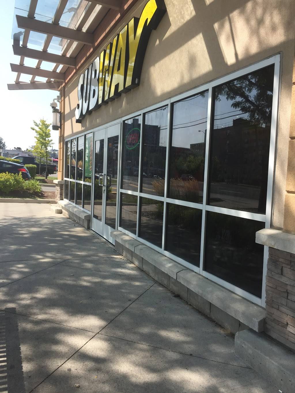 Subway | restaurant | 3132 Eglinton Ave E Unit #B1, Scarborough, ON M1J 2H1, Canada | 4162614040 OR +1 416-261-4040