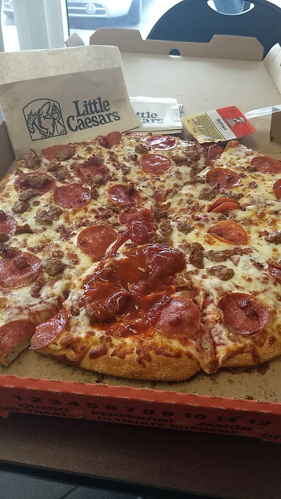 Little Caesars Pizza | meal takeaway | 1A, Carr. Libre Tijuana-Rosarito 300, Reforma, 22710 Rosarito, B.C., Mexico | 016611006000 OR +52 661 100 6000