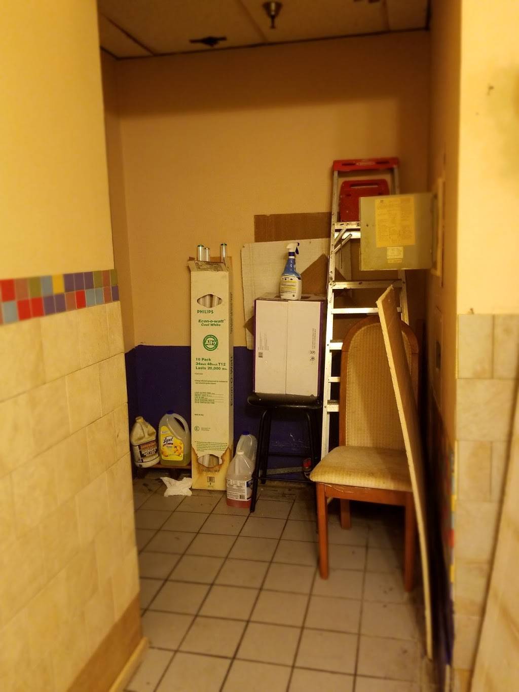 Ba Le Restaurant | restaurant | 11404 Shiloh Rd # 101, Dallas, TX 75228, USA | 9726132960 OR +1 972-613-2960