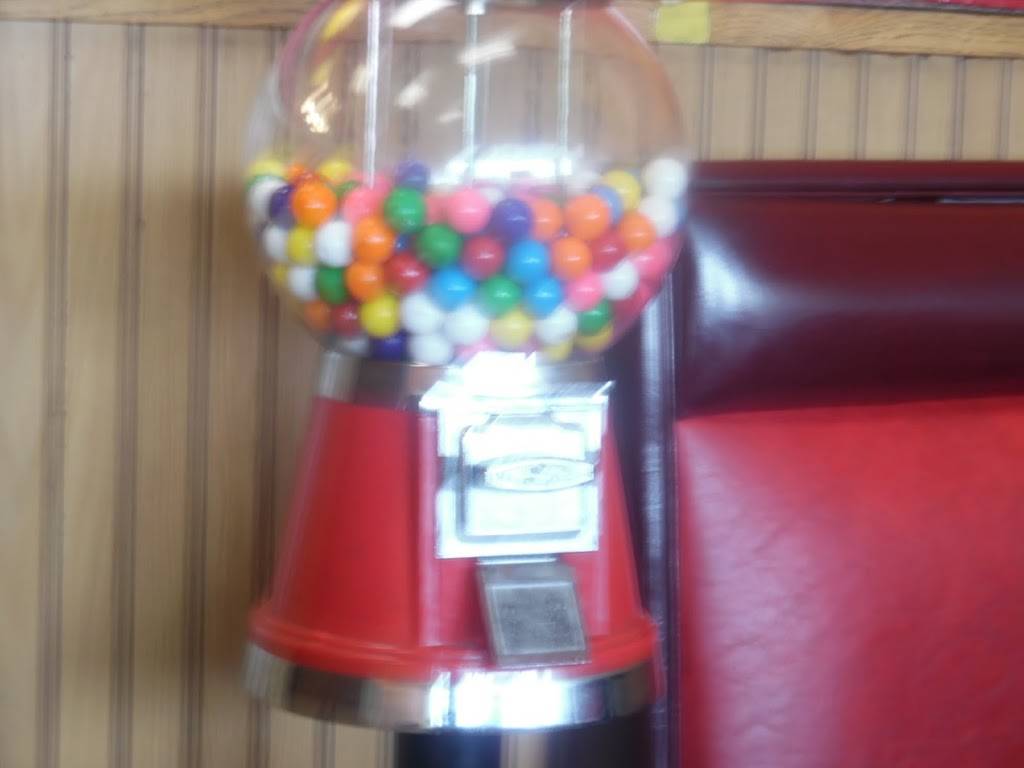 Cajun Joes | restaurant | 11341 Buckeye Rd, Cleveland, OH 44104, USA | 2162317922 OR +1 216-231-7922