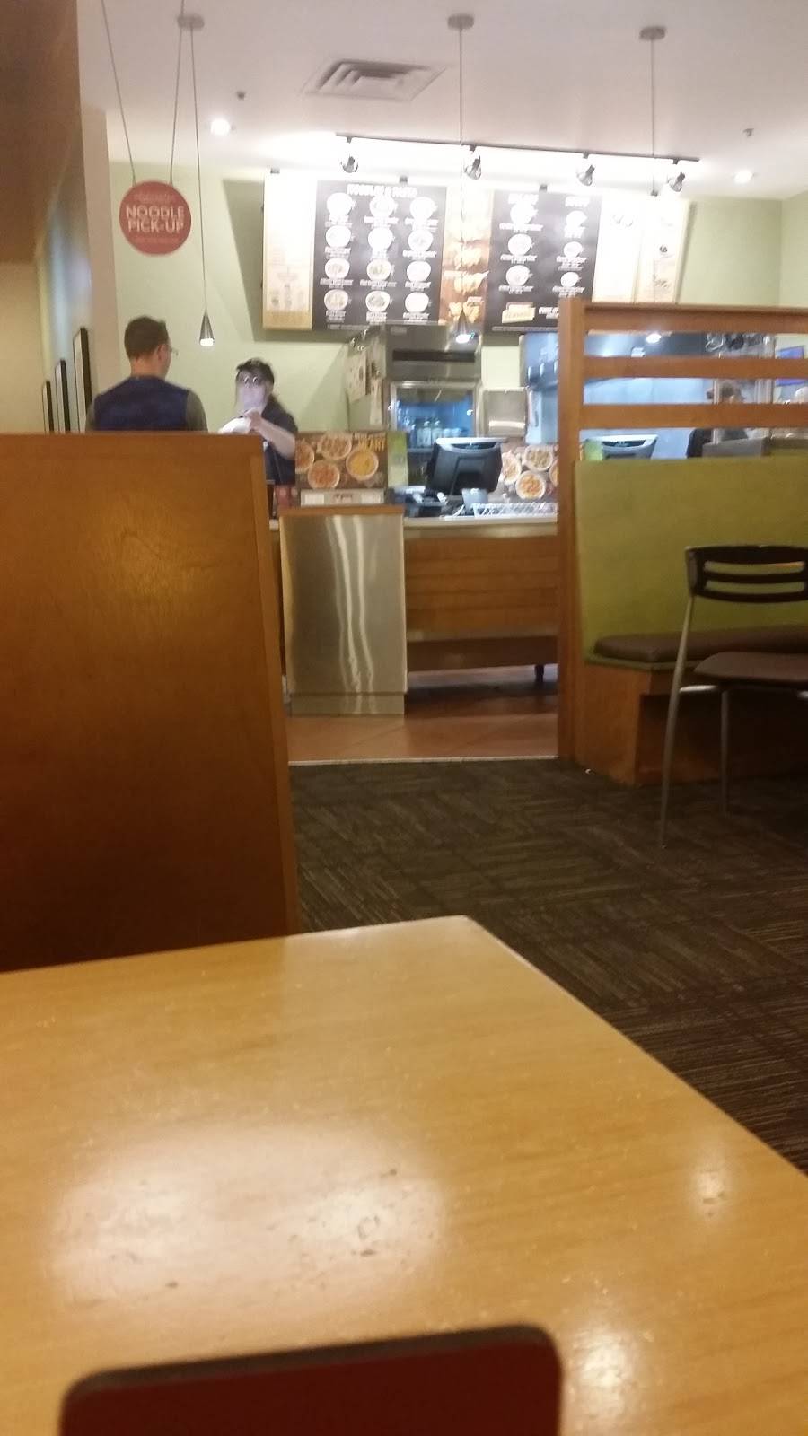 Noodles and Company | restaurant | 17000 W Bluemound Rd, Brookfield, WI 53005, USA | 2627801500 OR +1 262-780-1500