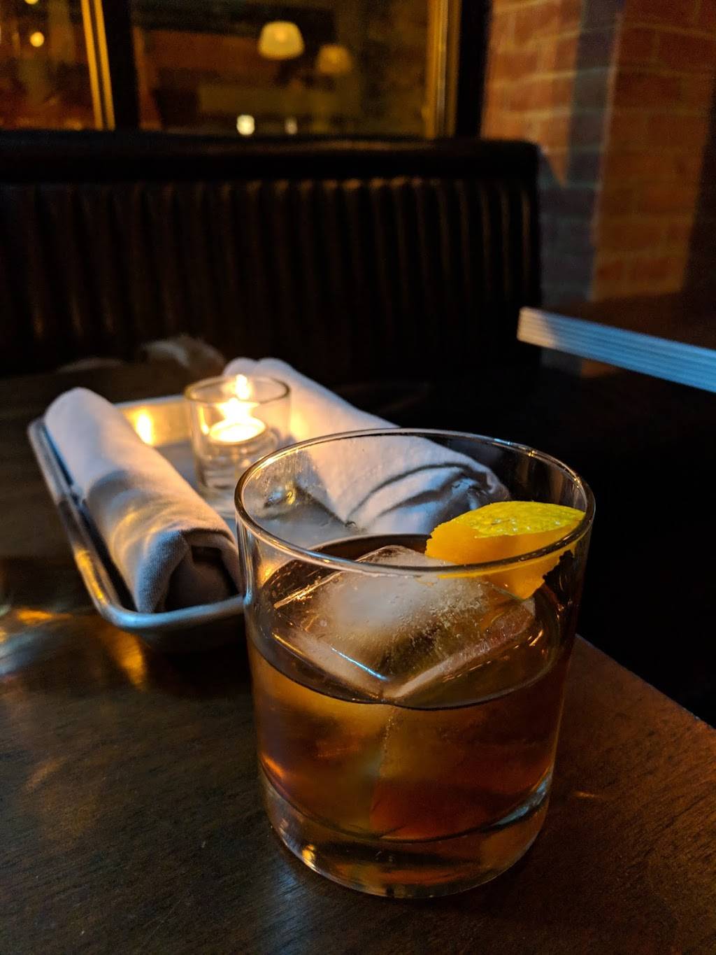 Pharmacie Liquor Bar | restaurant | 398 Bloomfield Ave, Montclair, NJ 07042, USA | 9739685303 OR +1 973-968-5303