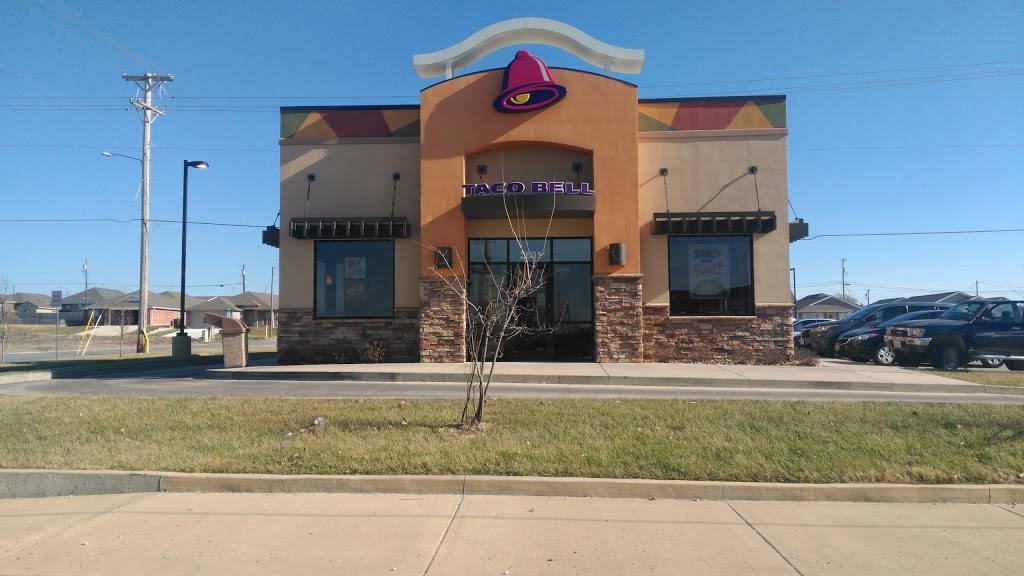 Taco Bell | meal takeaway | 2601 S Main St, Joplin, MO 64804, USA | 4177817800 OR +1 417-781-7800
