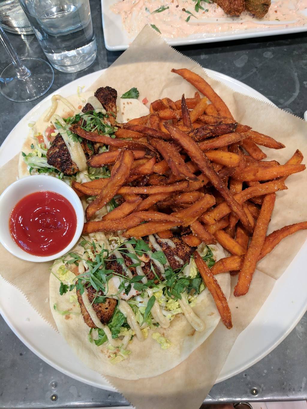 Oxford Exchange | cafe | 420 W Kennedy Blvd, Tampa, FL 33606, USA | 8132530222 OR +1 813-253-0222