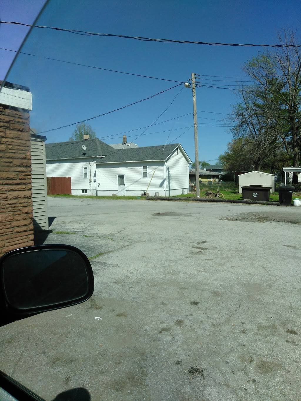 Dairy Master | restaurant | 516 Madison Ave, Madison, IL 62060, USA | 6188761833 OR +1 618-876-1833