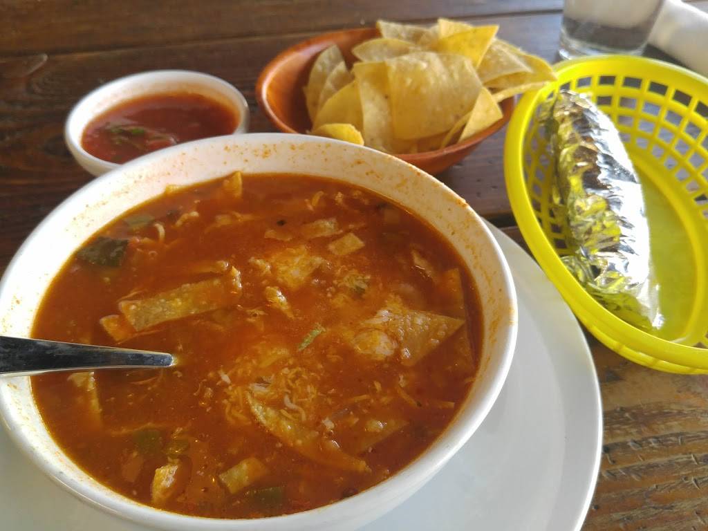 La Rinconada Mexican Restaurant | restaurant | 300 W 5th St, Santa Ana, CA 92701, USA | 7146471517 OR +1 714-647-1517