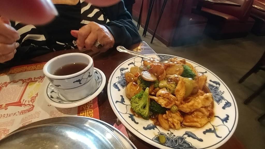 Mr Chens Hunan Palace | restaurant | 5130 Linton Blvd E1, Delray Beach, FL 33484, USA | 5614984703 OR +1 561-498-4703