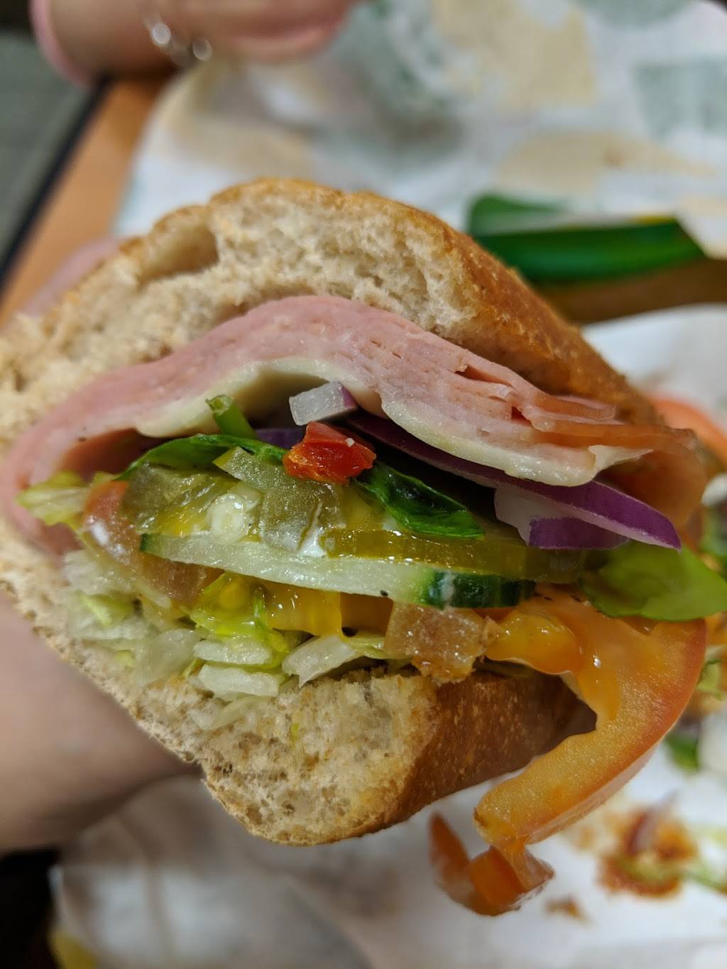 Subway | restaurant | Skymark Place Shopping Centre, 3555 Don Mills Rd Unit 6, North York, ON M2H 3N3, Canada | 6474393805 OR +1 647-439-3805