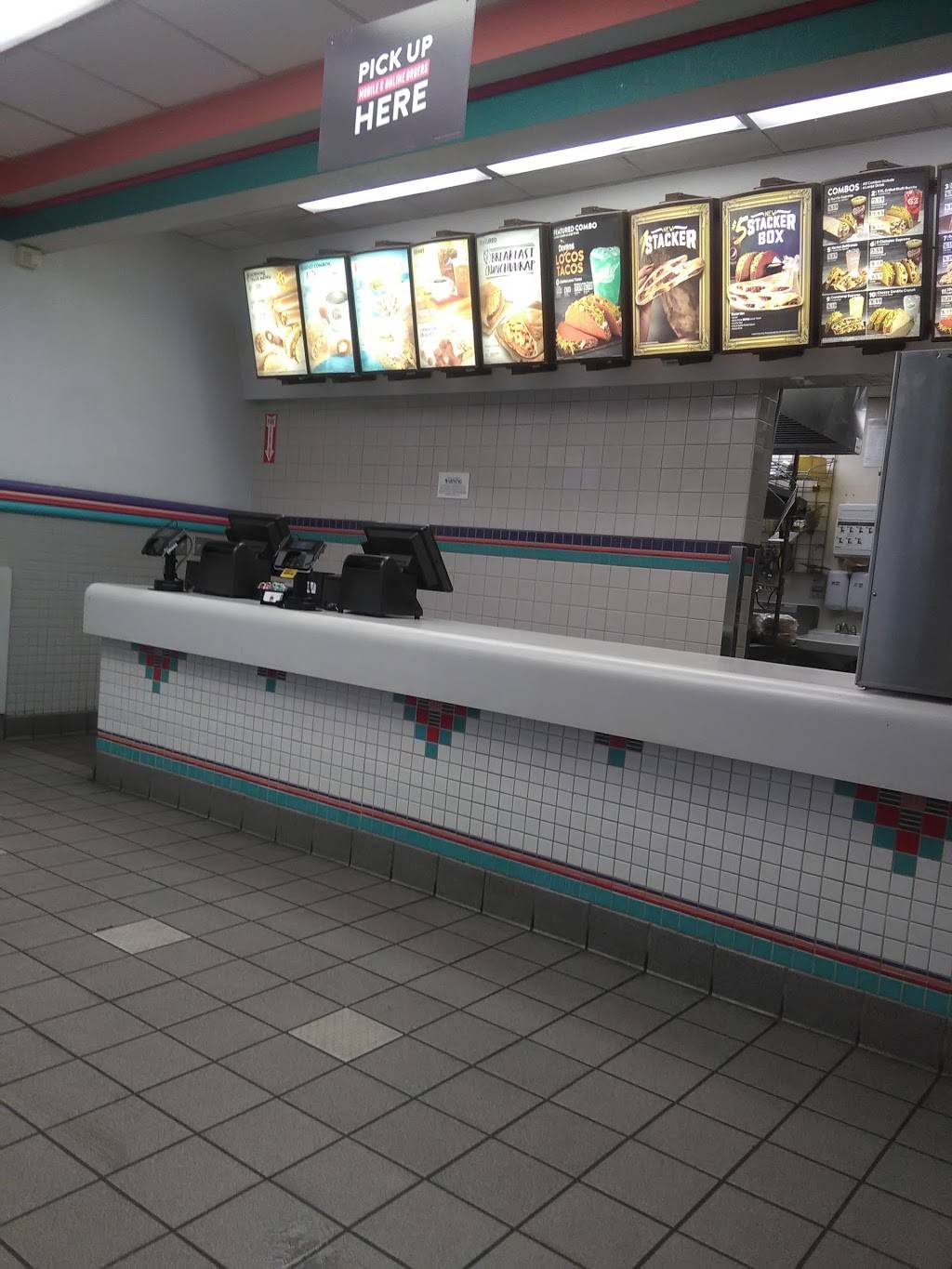 Taco Bell | meal takeaway | 17170 Main St, Hesperia, CA 92345, USA | 7609483399 OR +1 760-948-3399