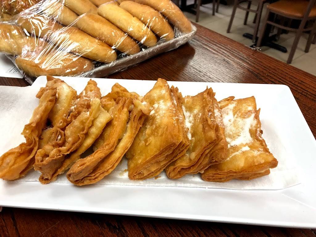 URUPILI Deli Restaurant & Pasteleria | restaurant | 518 Market St, Newark, NJ 07105, USA | 9733446891 OR +1 973-344-6891