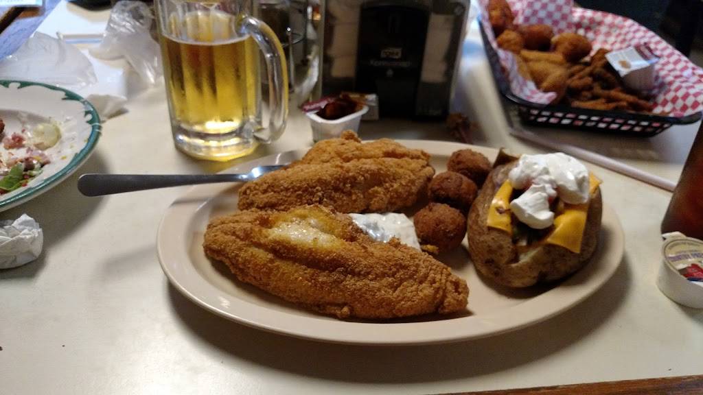 R & B Barbeque & Restaurant | restaurant | 7285 TN-57, Counce, TN 38326, USA | 7316891999 OR +1 731-689-1999