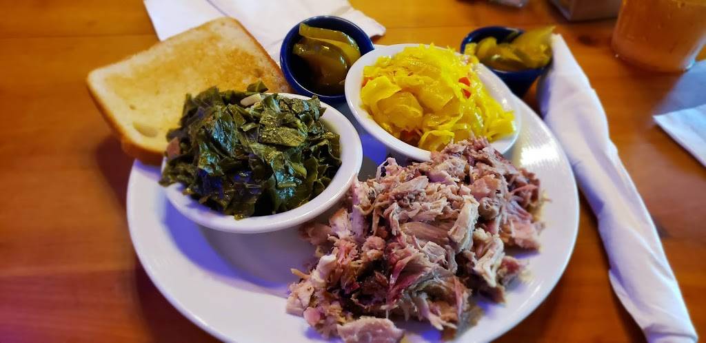 Cue Barbecue | restaurant | 13700 Highway 9 North, Alpharetta, GA 30004, USA | 7706670089 OR +1 770-667-0089